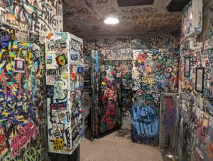 PXL 20230409 083954585 300x226