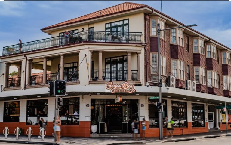 Coogee Bay Hotel 768x484