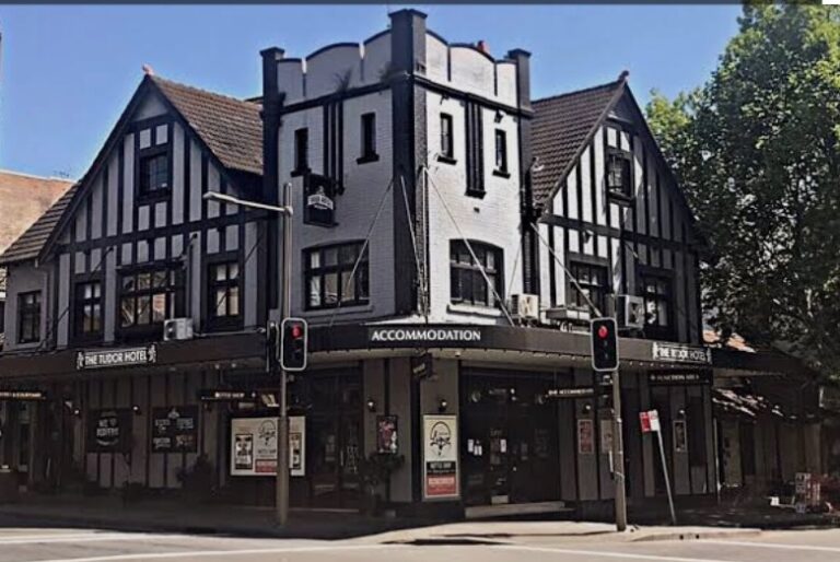Tudor Hotel 768x514
