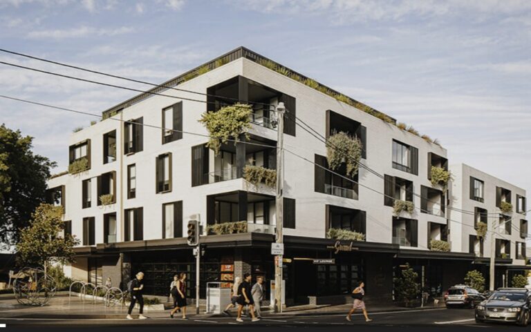 Grand Bondi Hotel 768x481