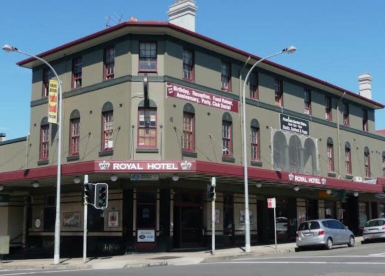 the royal bondi 768x551